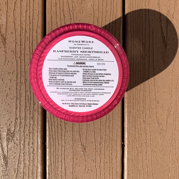 🆕 “RASPBERRY SHORTBREAD” HOMEWORX HARRY SLATKIN 4 WICK 18oz CANDLE NWT!! - Picture 3 of 4